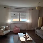 度假居 Ferienhaus Ewergass In Mertesdorf - Nur 8 Km Von Trier - Kostenloses Oepnv-Ticket Inklusive *