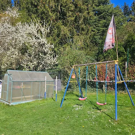 Ferienhaus Ewergass In Mertesdorf - Nur 8 Km Von Trier - Kostenloses Oepnv-Ticket Inklusive Nyaraló *