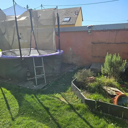 Ewergass In - Nur 8 Km Von Trier - Kostenl Oepnv-ticket Ab 04-26 Nyaraló *